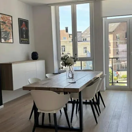 Duplex Spacieux - Le Drapeau Damier 아파트