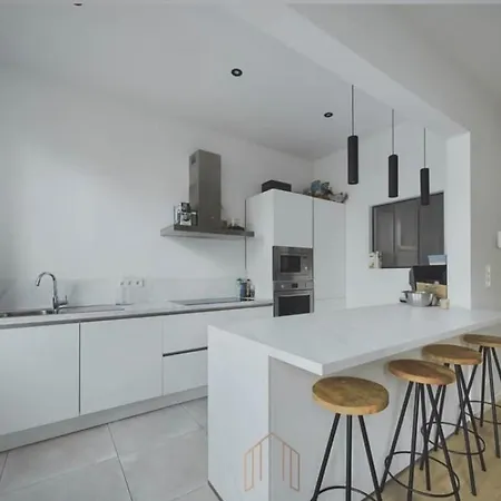 Duplex Spacieux - Le Drapeau Damier 아파트 스파