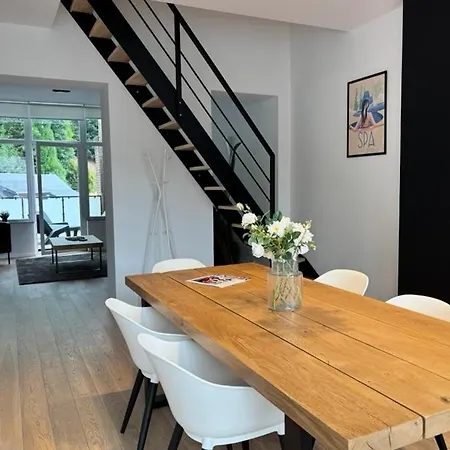 Duplex Spacieux - Le Drapeau Damier * 스파